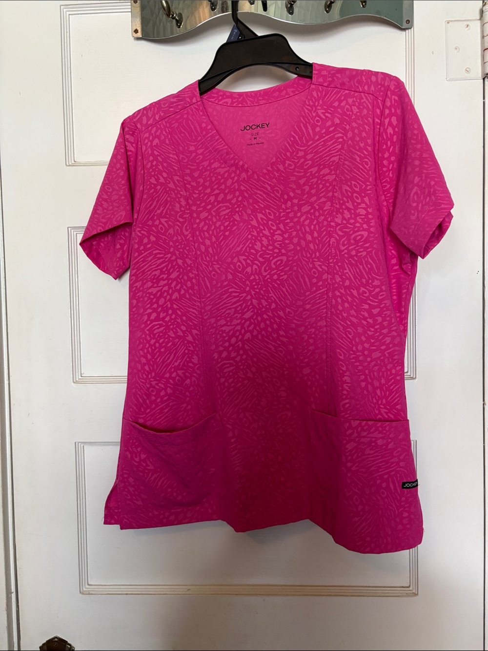 Jockey Women's Bright Pink V-Neck Short Sleeve Scrub Top Size M